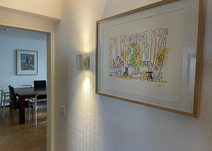 105m2 With Balcony Daire Lüksemburg