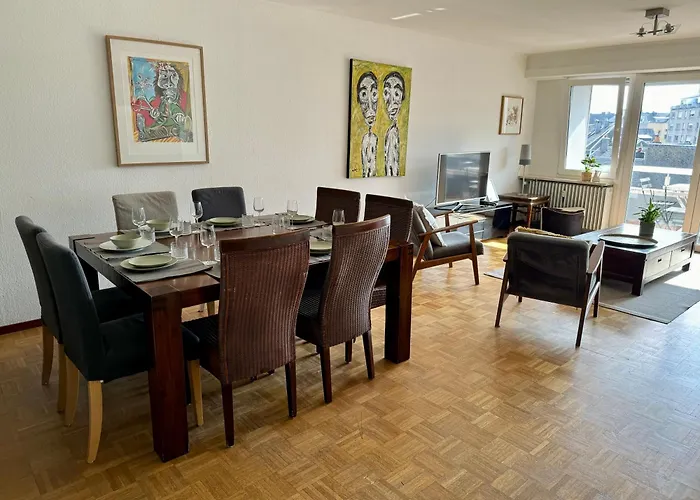 105m2 With Balcony Daire *