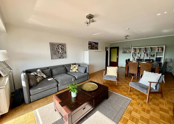 105m2 With Balcony Lüksemburg